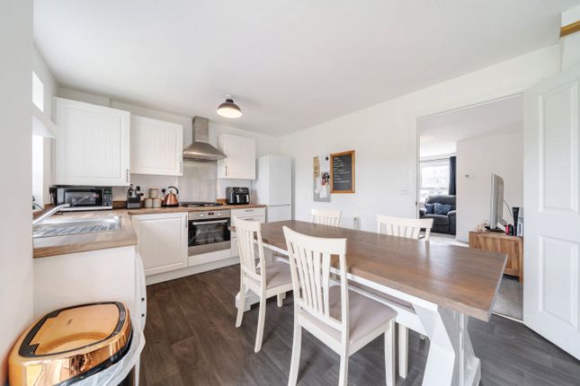 HEYLO SO, 7, Weavers Grove, Huddersfield photo 3