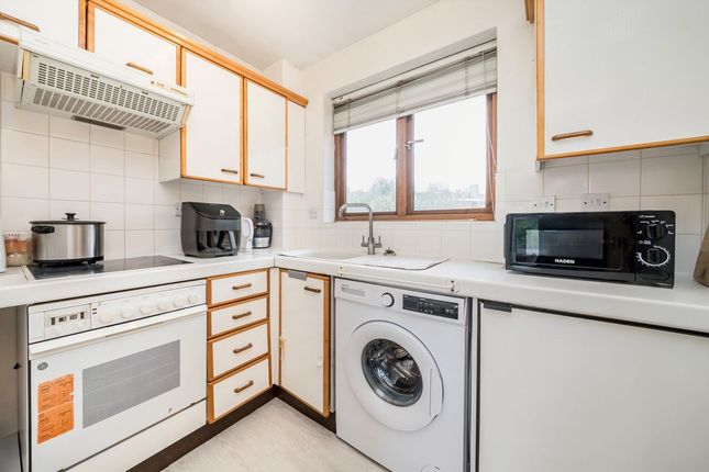 45 Carrara Wharf, Ranelagh Gardens, London photo 2