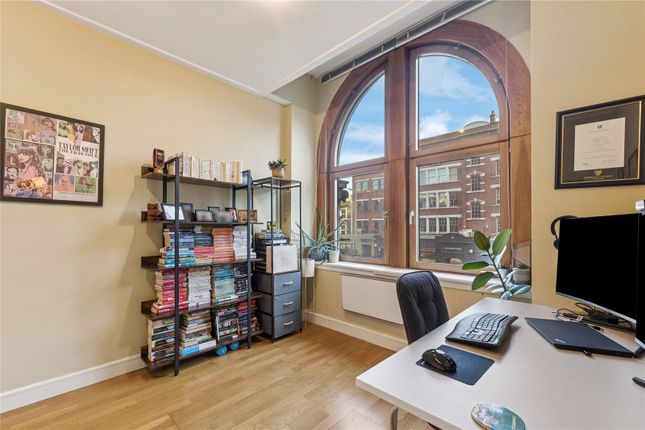 Flat 18, City Approach, 190, City Road, London photo 3