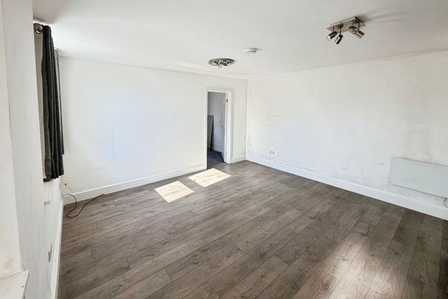 34A, AMMANFORD photo 2