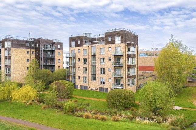 Thumbnail Flat for sale in Fitzgerald Place, Cambridge, Cambridgeshire