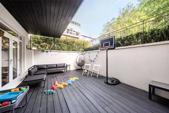 1 Lockwood House, 1A, Oak Hill Road, Surbiton photo 4