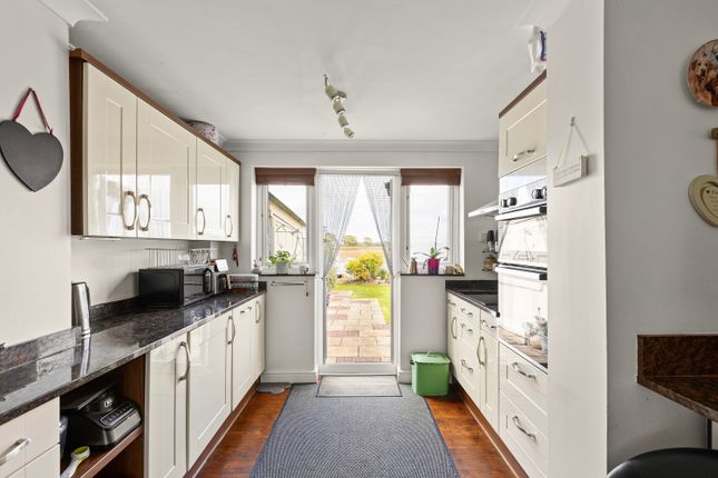 3, Saunders View, Goole photo 4