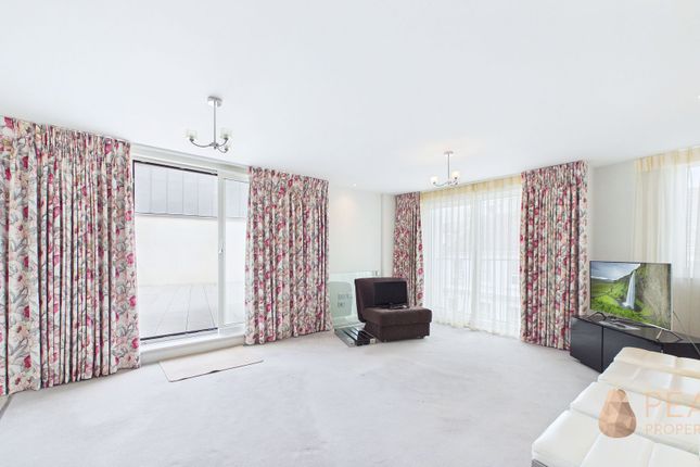 Flat 4, Beach Residences Marine Parade, Worthing photo 4