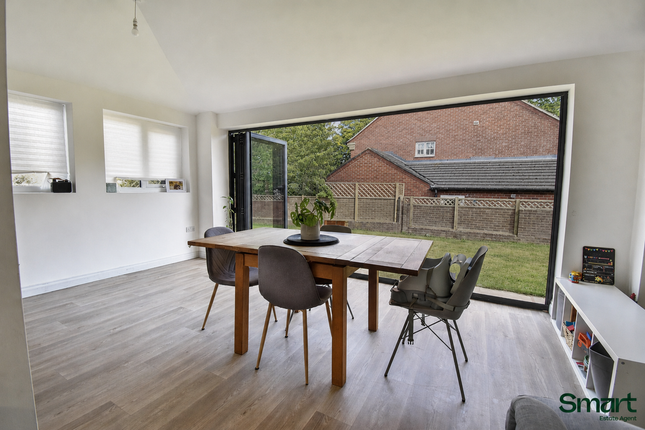 5, Lords Way, Exeter photo 4