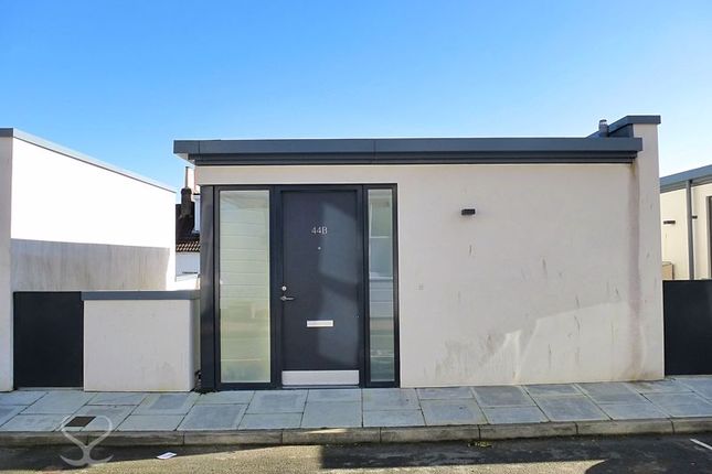 Thumbnail Property to rent in St. Nicholas Road, Brighton