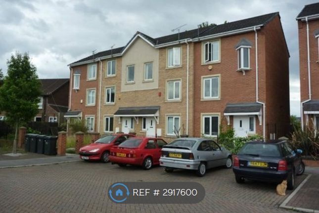 Sadler Court, Manchester photo 4