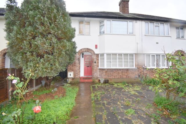 7, Firs Lane, Winchmore Hill photo 5