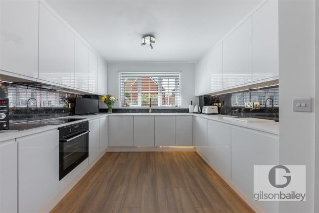 22, Petunia Court, Wymondham photo 2
