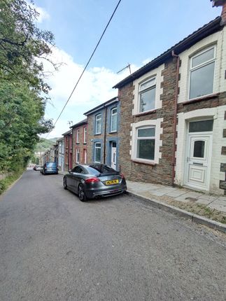 21 Troedyrhiw Road, Porth photo 4