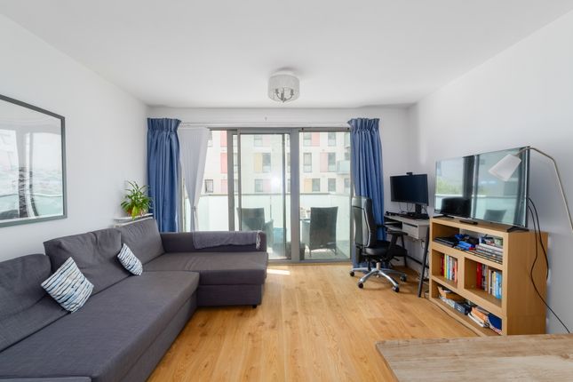 Flat 6, Abbott's Wharf, 93, Stainsby Road, London photo 4