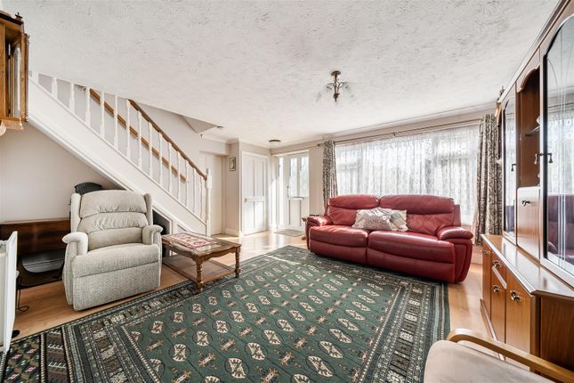 14, Knaves Acre, Ashford photo 4