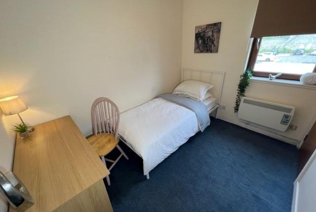 Flat to rent in Mcdonald Court, Froghall Road, Aberdeen