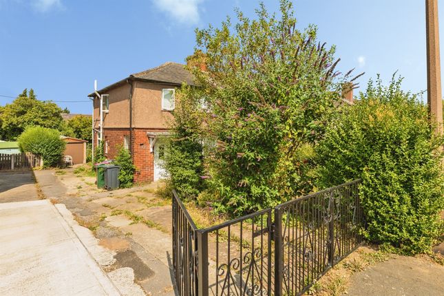 4, West Vale Grove, Rotherham photo 3