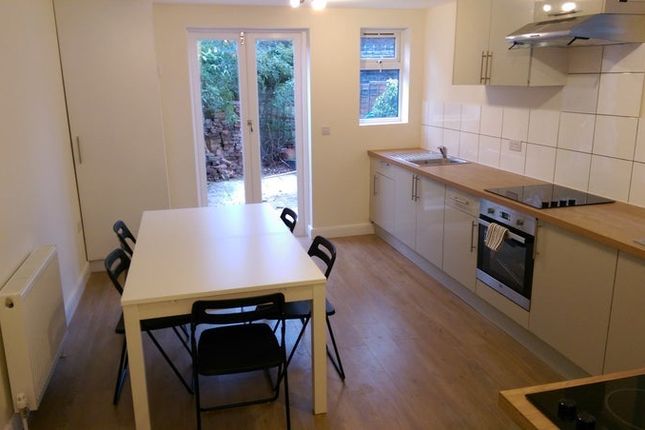 Room 3, Chapter Road, NW2, London photo 2