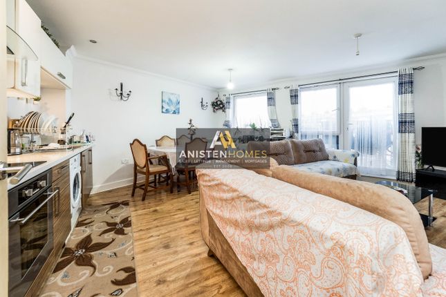 Flat for sale in Montague House, 527 Green Lane