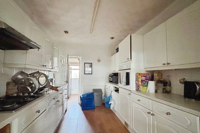 14, Leckwith Road, Cardiiff photo 4