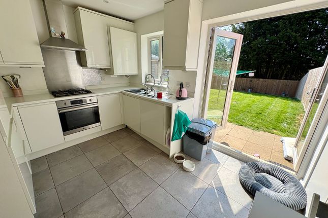 62 Saxelby Road, Saxelby Road, Leicester photo 3