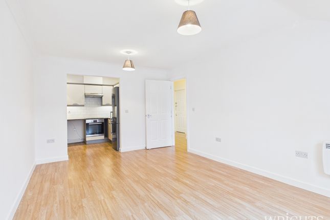 55, Merrifield Court, Welwyn Garden City photo 3