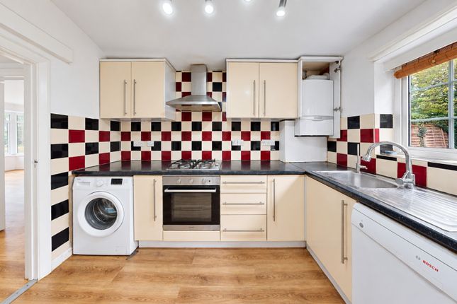 Pinner, Greater London photo 4
