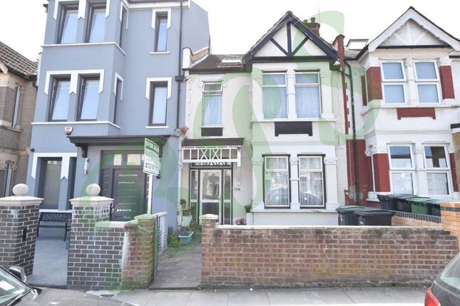 Thumbnail Terraced house for sale in Gladesmore Road, London