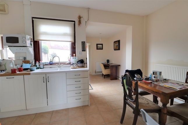 4, Meadow Terrace, Minehead photo 2