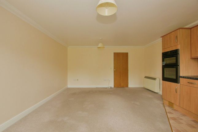 38 Windsor Court, Hoxton Close, Ashford photo 4