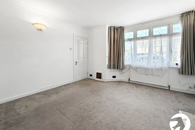 67, Porthkerry Avenue, Welling photo 3