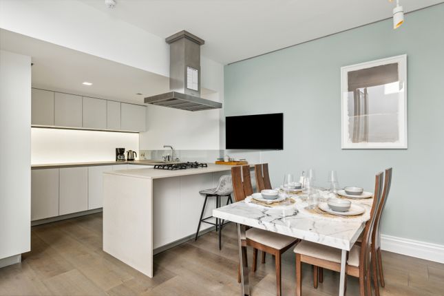 Thumbnail Mews house to rent in Queens Gate Mews, South Kensington