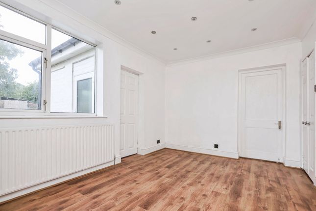109, Dyas Road, Birmingham photo 4