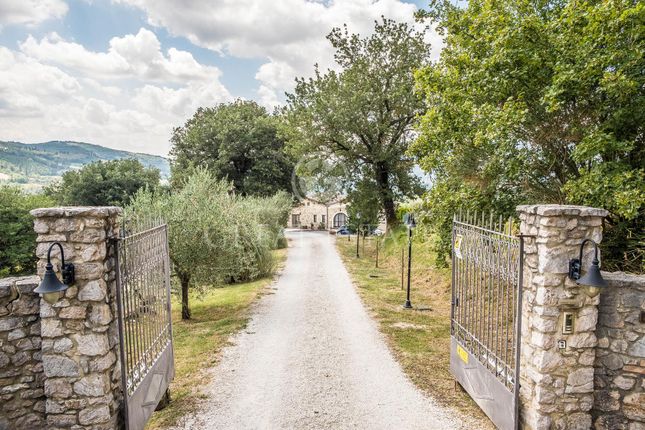 Villa for sale in Umbertide, Perugia, Umbria