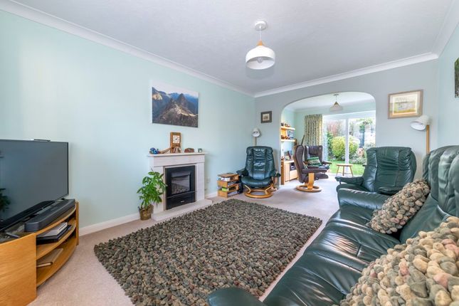 2, Roman Way, Uckfield photo 2