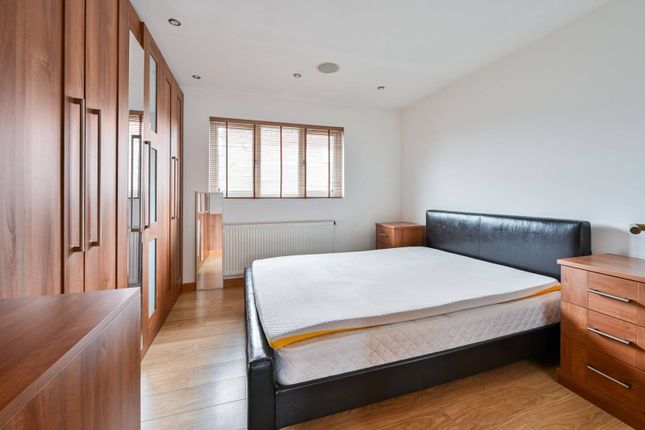 Thumbnail Detached house for sale in Henley Drive, Bermondsey, London