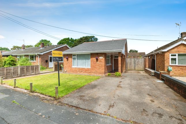 Thumbnail Bungalow for sale in Crescent Road, North Baddesley, Southampton, Hampshire