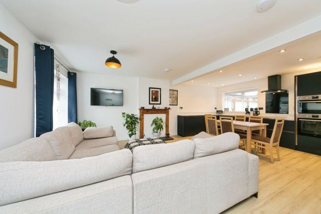 7, Cae Hendy, Llanbedrog photo 2