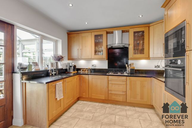 59 Keresforth Hill Road, Barnsley photo 4