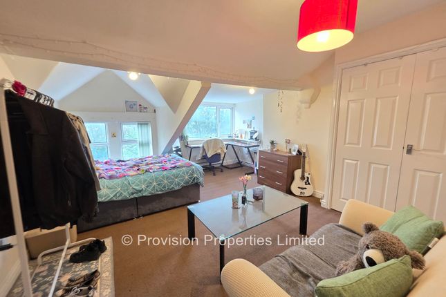 Moorland Avenue, Hyde Park photo 3