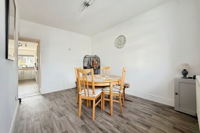 70, Merthyr Road, Abergavenny photo 3