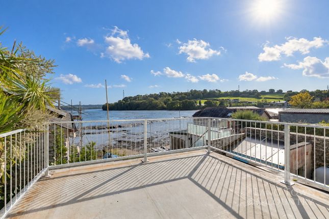Saltash photo 4