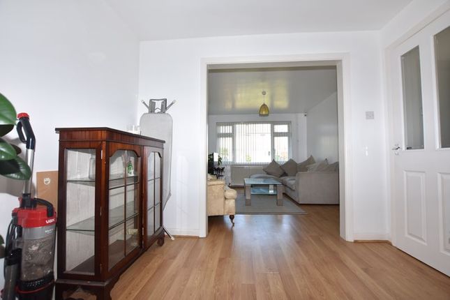3, Davidson Close, Nottingham photo 4