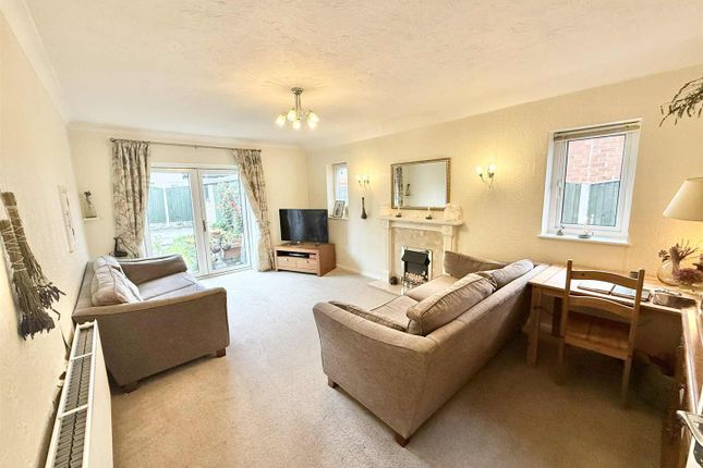 23, Clifton Rise, Abergele photo 3
