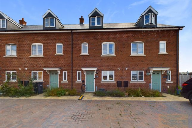 Terraced house for sale in Millstone Way, Gloucester