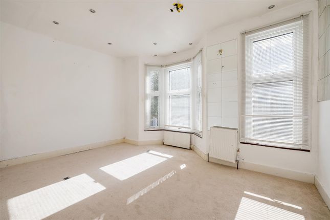33, Glenthorne Road, Walthamstow photo 4