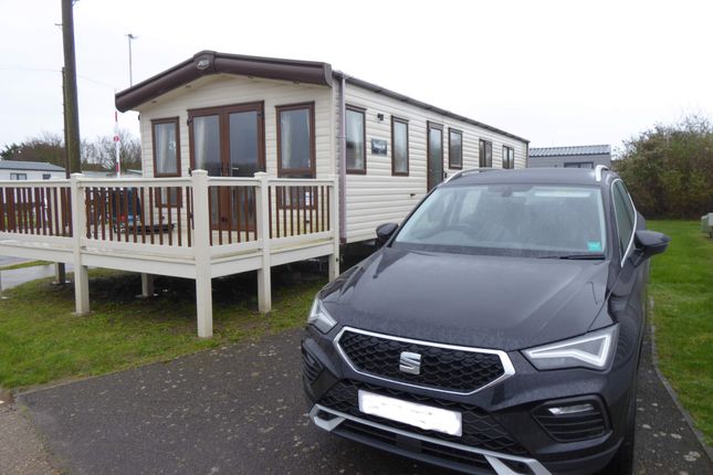 Mobile/park home for sale in Romney Sands Holiday Park, The Parade, Greatstone, New Romney
