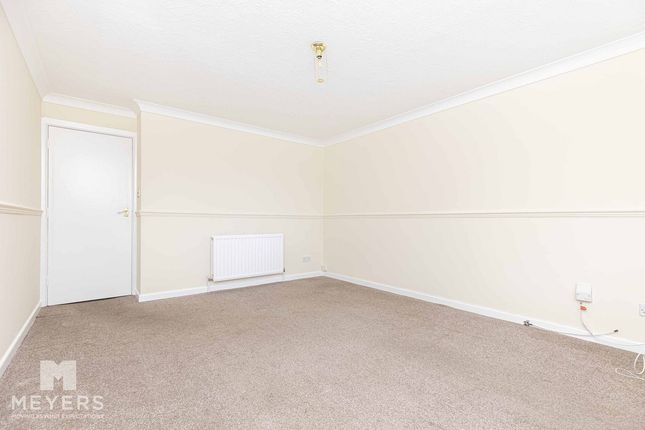 Flat Flat 3, 22, Jumpers Road, Christchurch photo 3