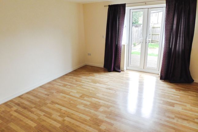 37, Roman Crescent, Nottingham photo 3