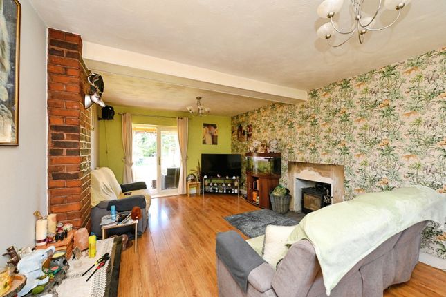 36, Churchfield Road, Outwell photo 3