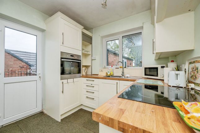 48, Elbury Park Road, Worcester photo 2