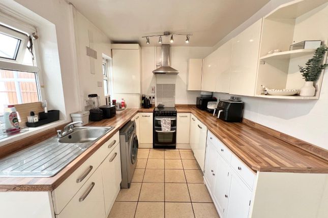 7, Quorn Grove, Birmingham photo 3