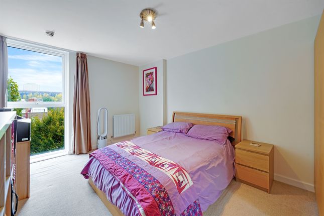 Flat 65, 9-11, Wenlock Street, London photo 2